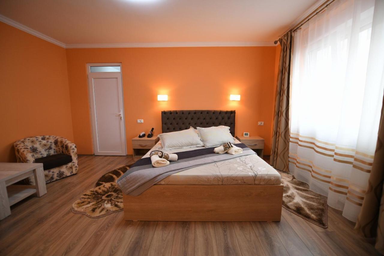 Apartament Trident Haţeg المظهر الخارجي الصورة